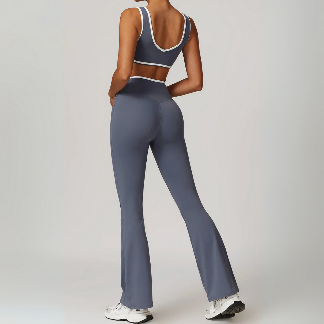 ARALINA SEAMLESS V-NECK SPORTS BRA