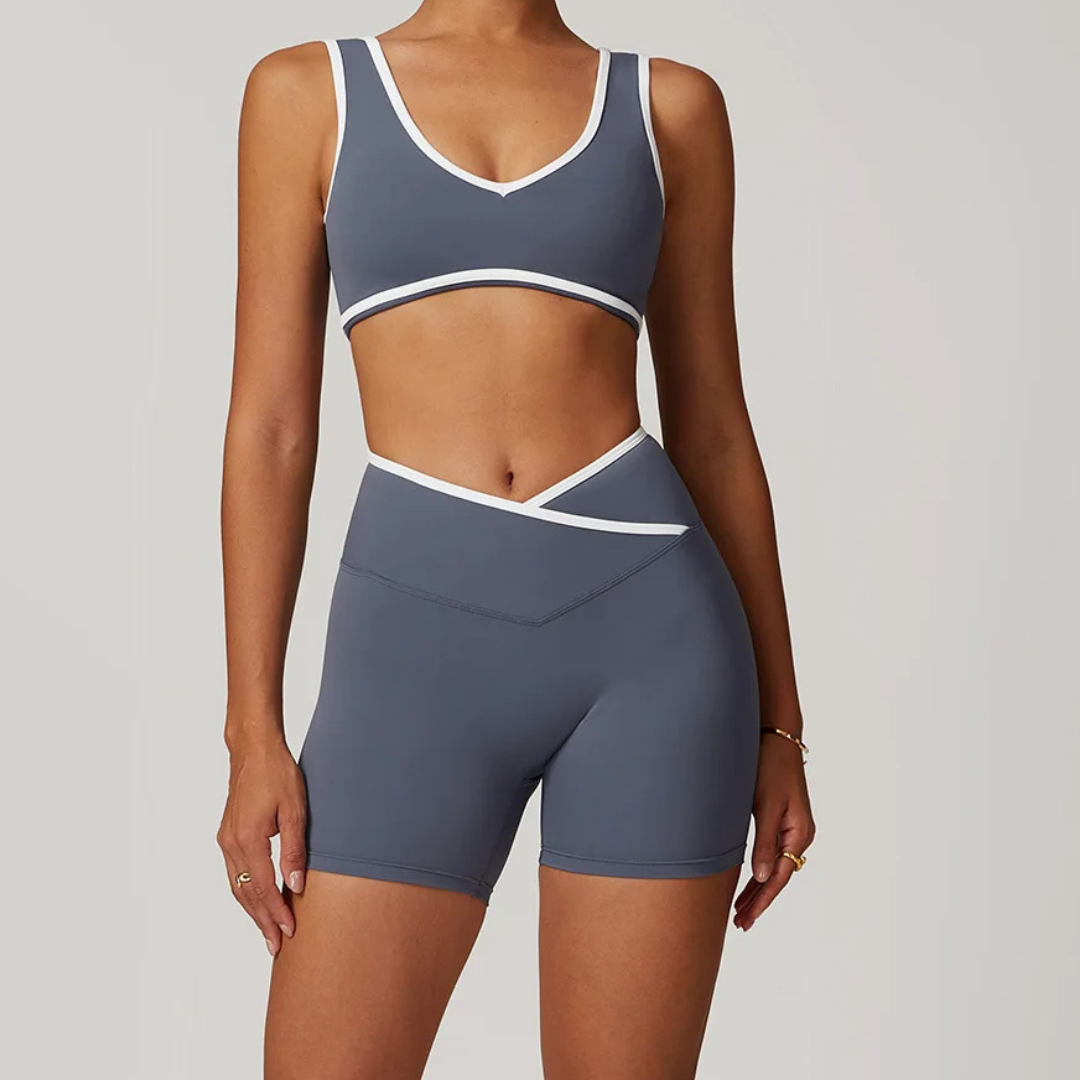 ARALINA SEAMLESS SHORTS