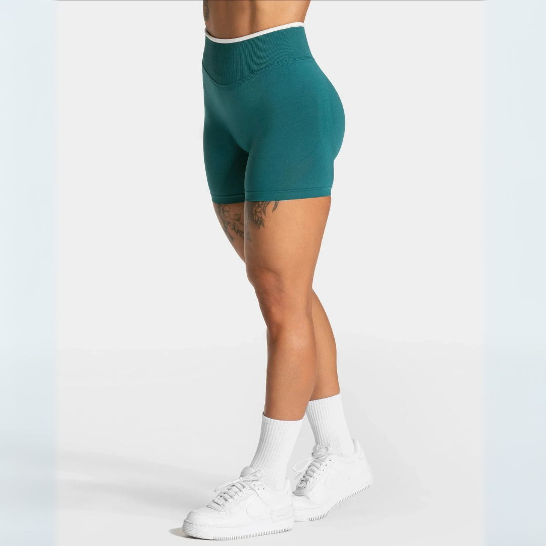 THE FLEX SEAMLESS SHORTS