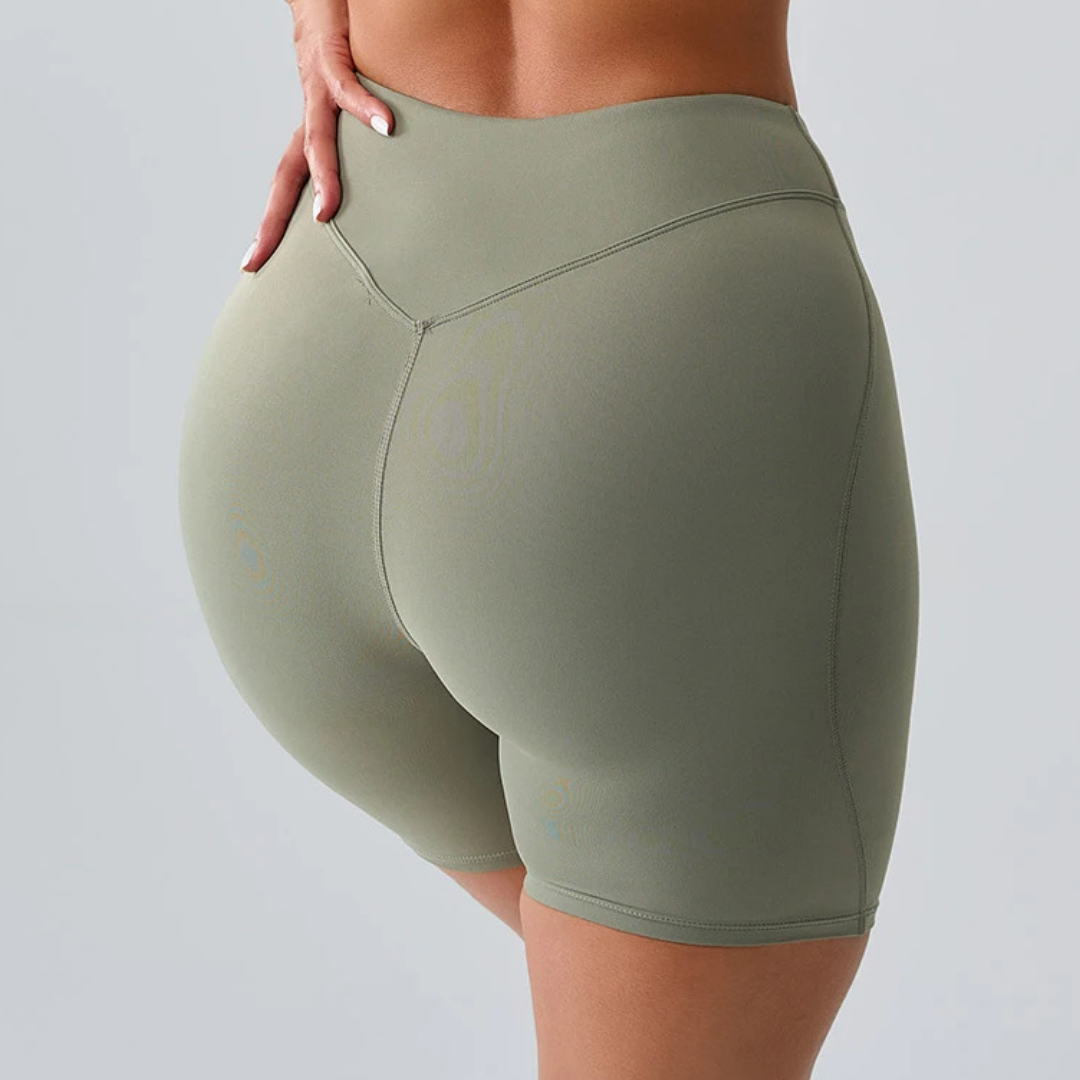 VANTAGE SEAMLESS SHORTS