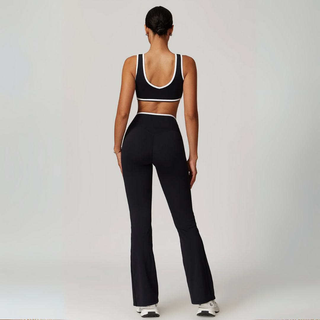 ARALINA SEAMLESS V-NECK SPORTS BRA