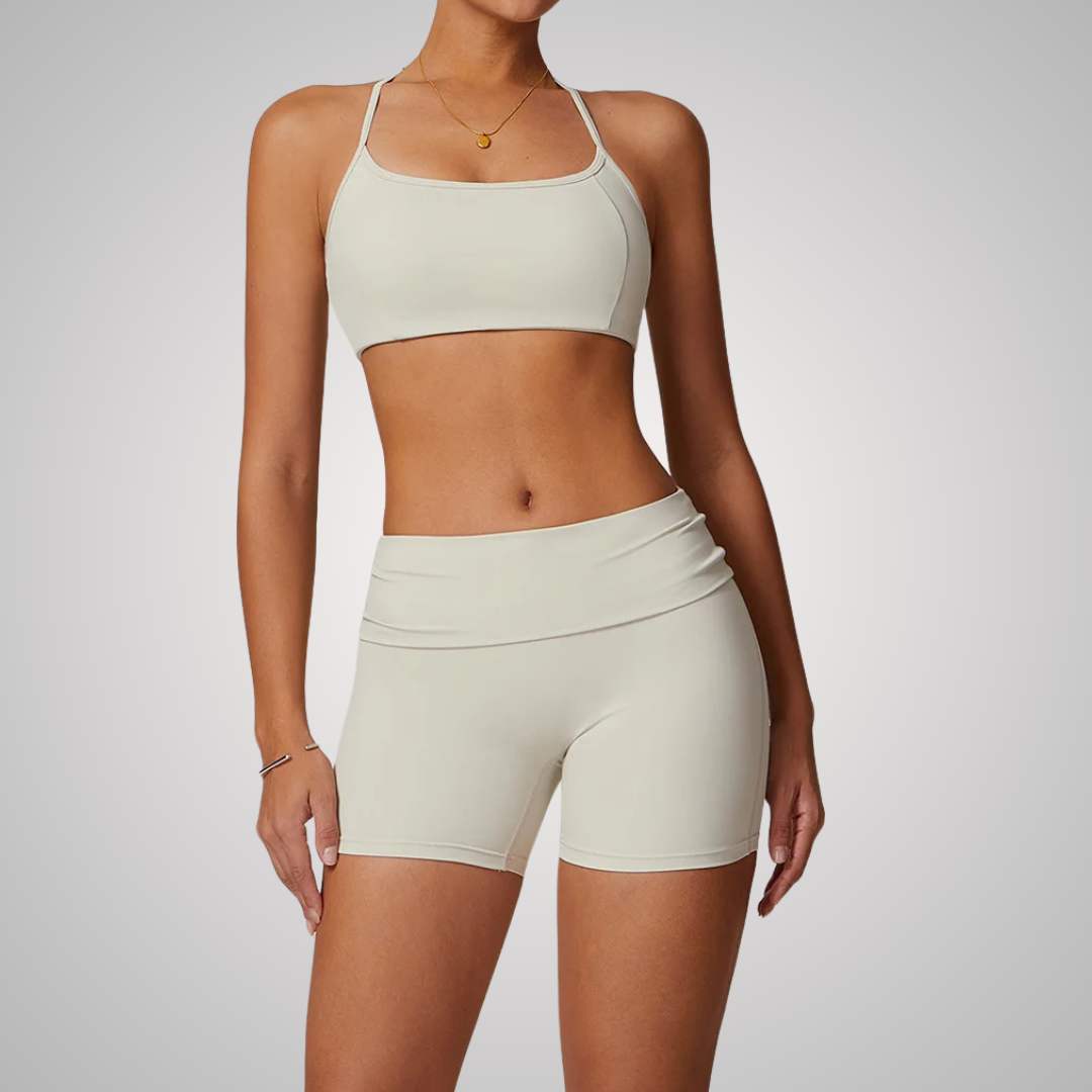 THE ARBOR HALTER SPORTS BRA & SEAMLESS SHORTS SET