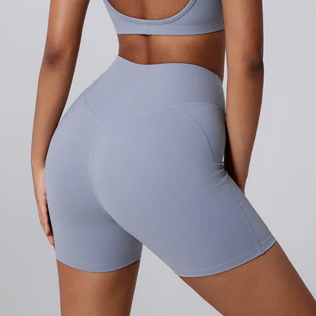 FAWN SEAMLESS HIGH-WAISTED SHORTS