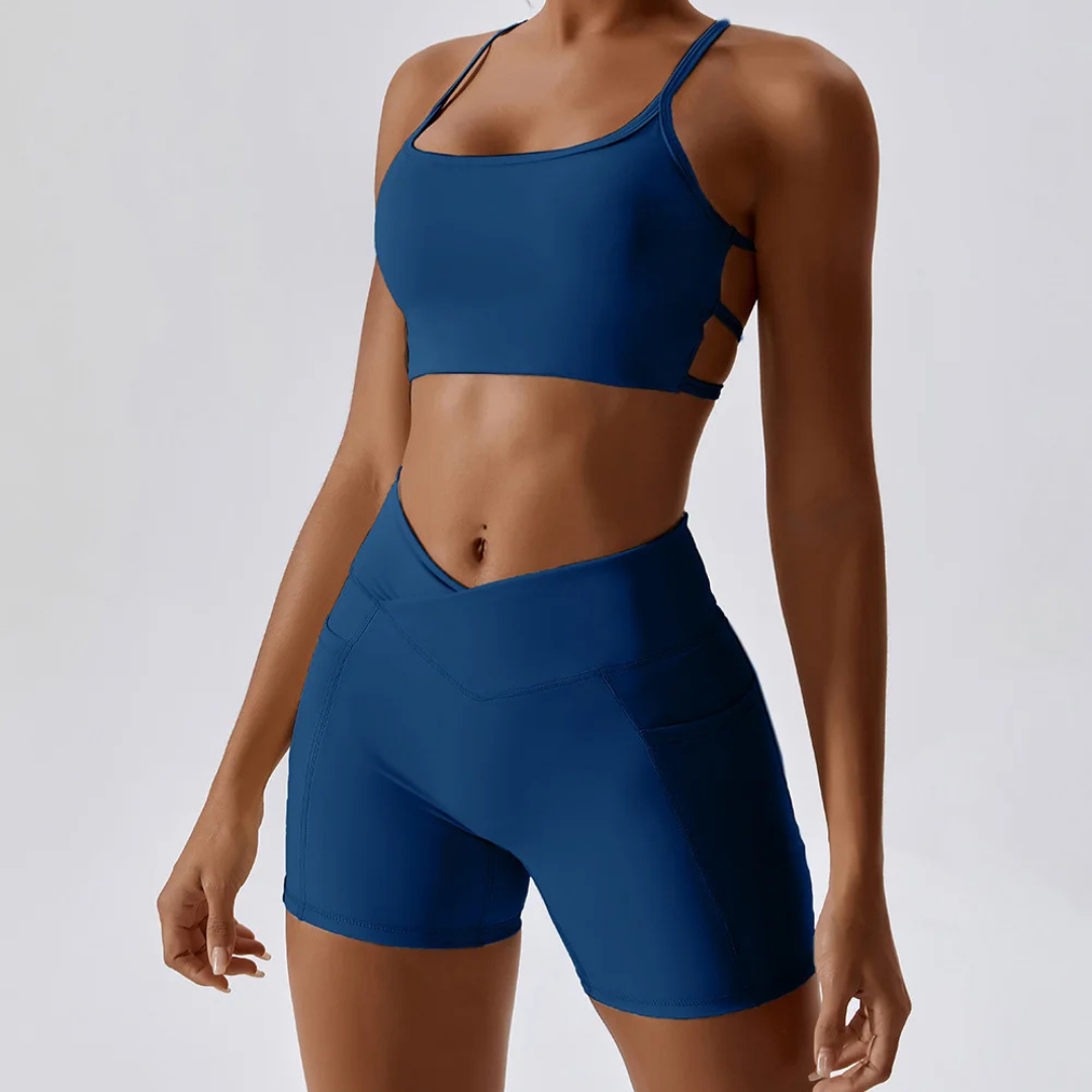 THE CALI V-WAIST SHORTS