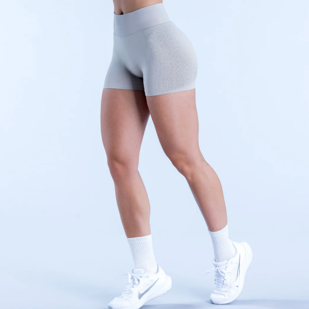 THE AURA SEAMLESS SHORTS