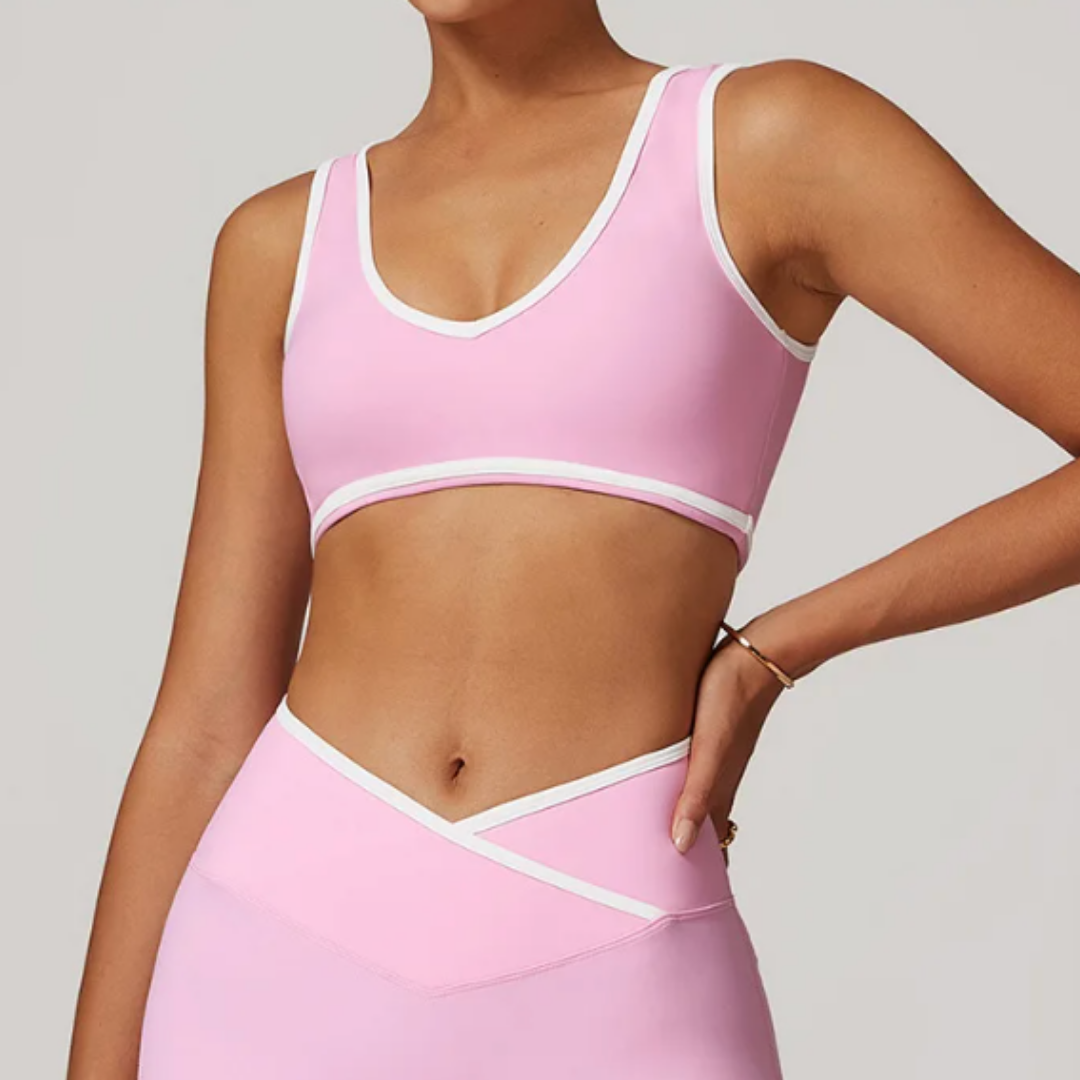 ARALINA SEAMLESS V-NECK SPORTS BRA
