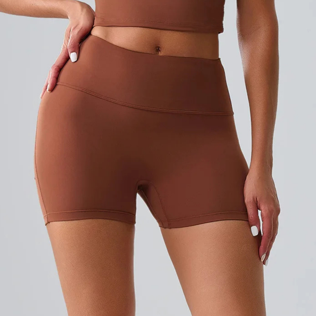 VIANA SEAMLESS MID-RISE SHORTS
