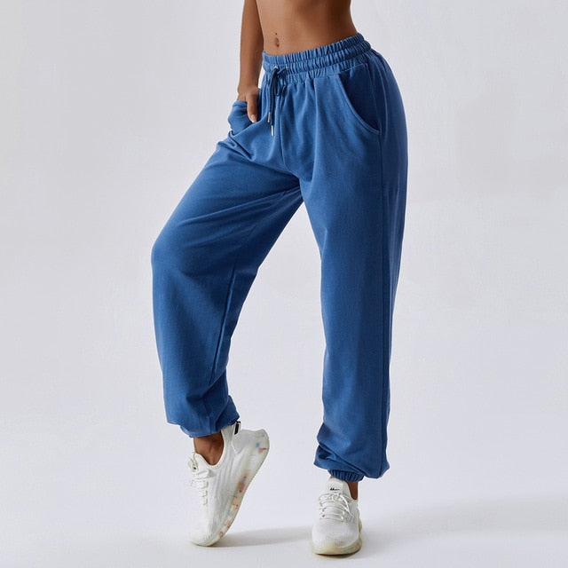 CALI LOOSE FIT SWEATPANTS1