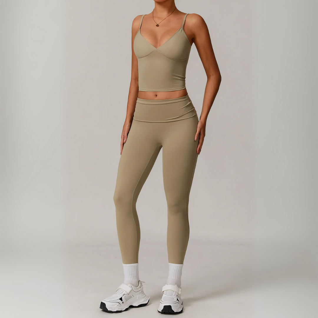 PLUNGE V-NECK SINGLET