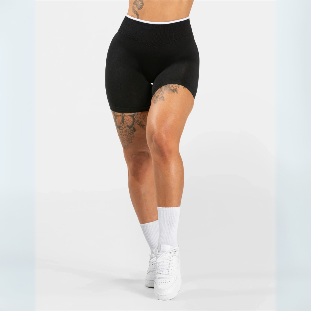THE FLEX SEAMLESS SHORTS