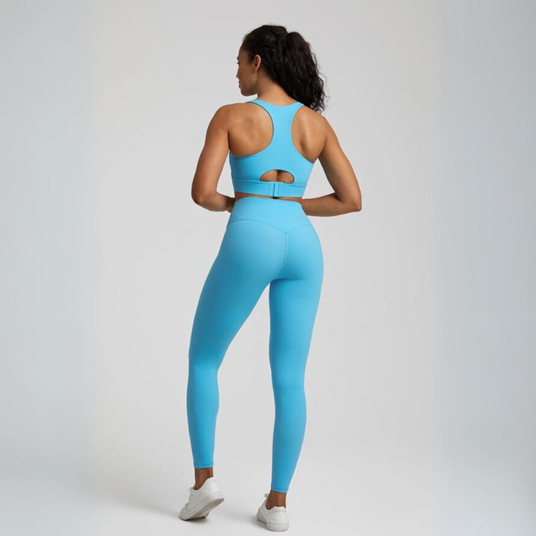 Seamless high waisted leggings and breathable sports bra set - The Maeve Set. Elevate your activewear with comfort, style, and quick-dry technology.
