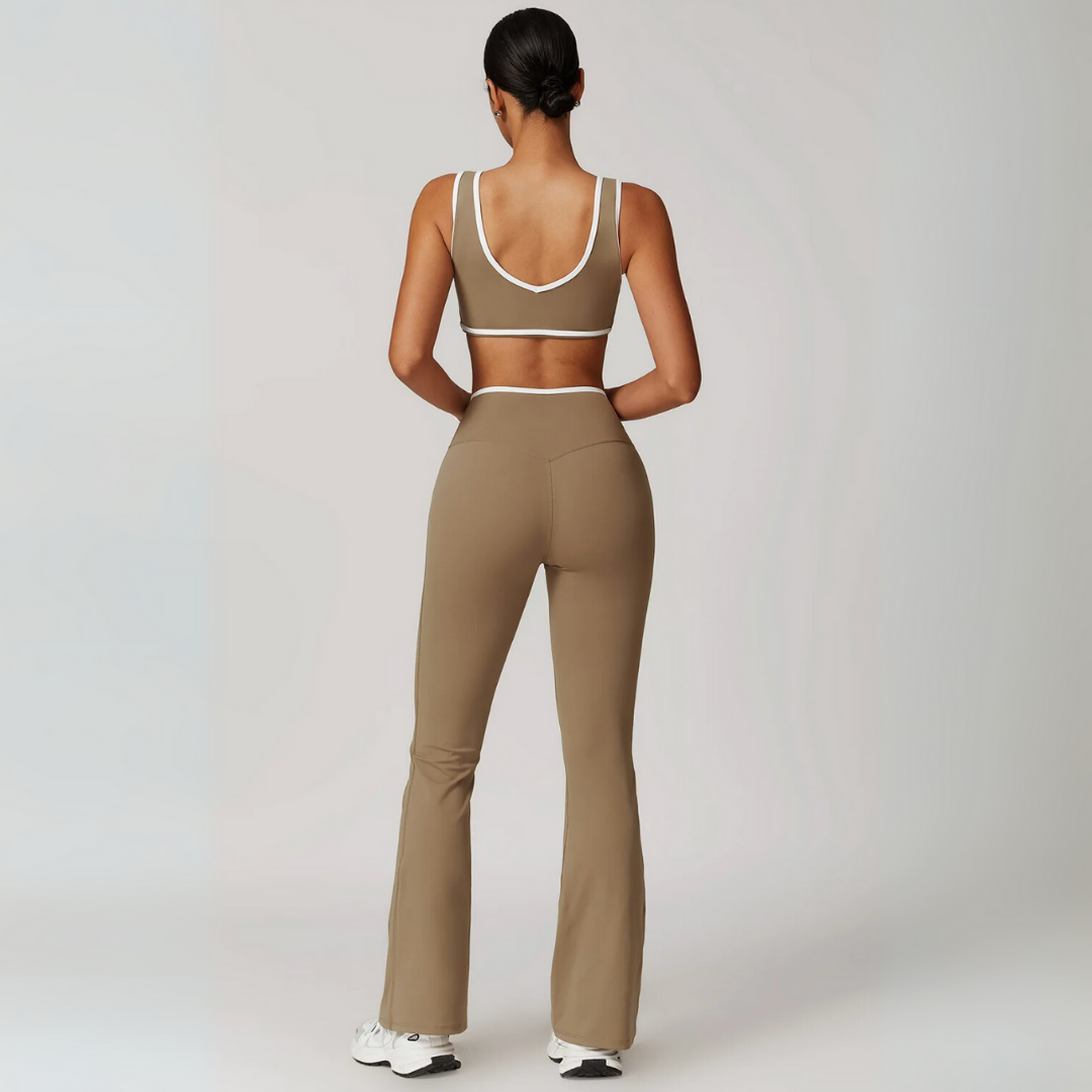 ARALINA SEAMLESS V-NECK SPORTS BRA