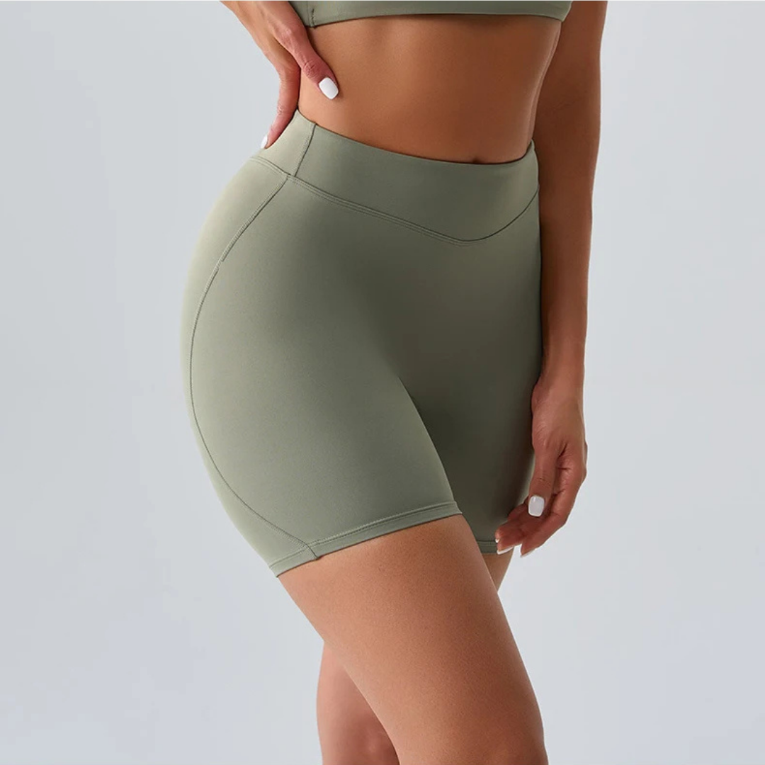 VANTAGE SEAMLESS SHORTS