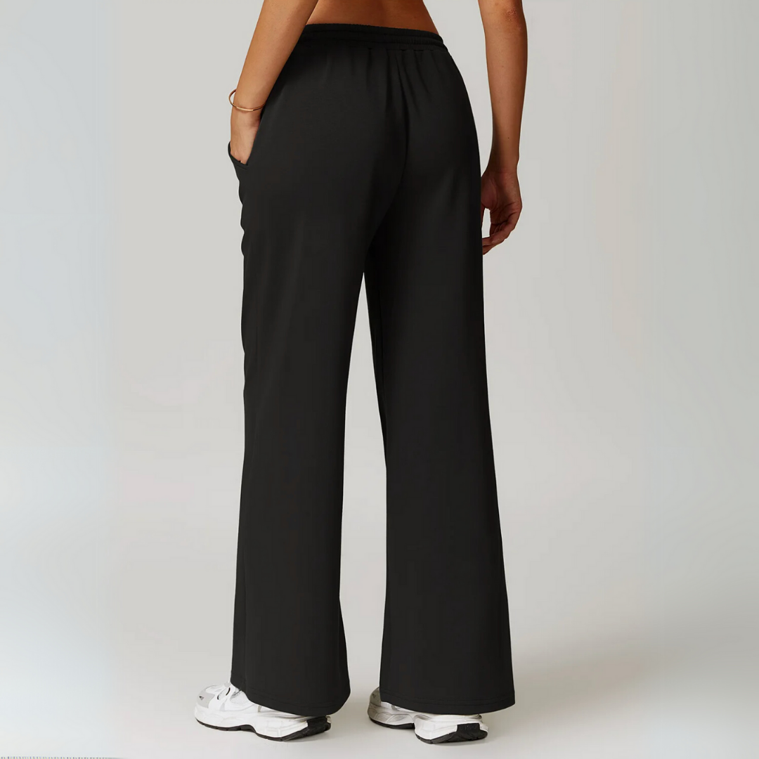 THE XANTHE RELAXED FIT SWEATPANTS