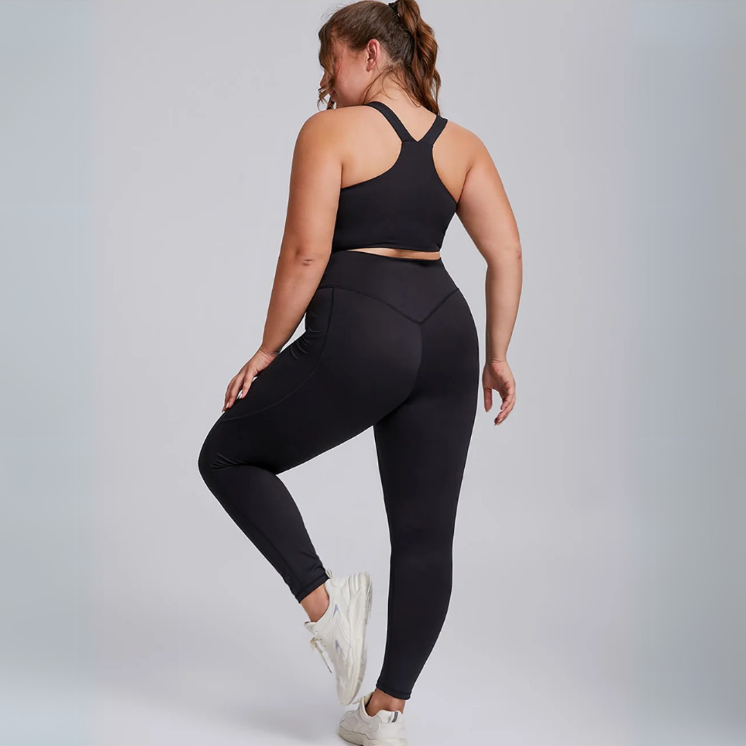 ARDEA SEAMLESS RACERBACK SPORTS BRA