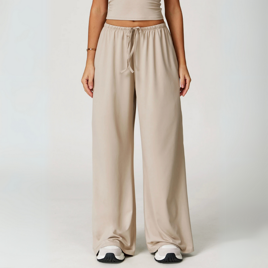 THE LIORA DRAWSTRING RELAXED FIT SWEATPANTS