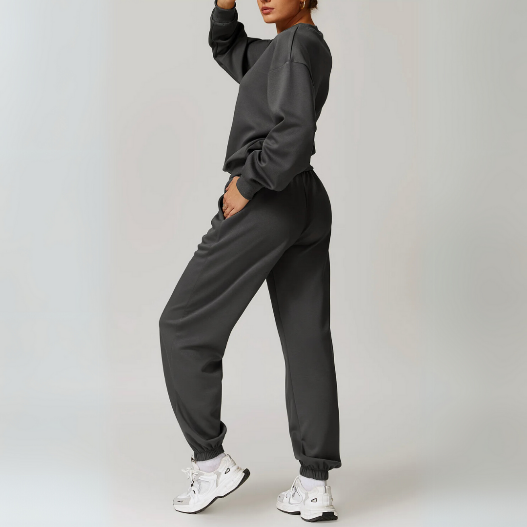 THE XANTHE CREW NECK SWEATER