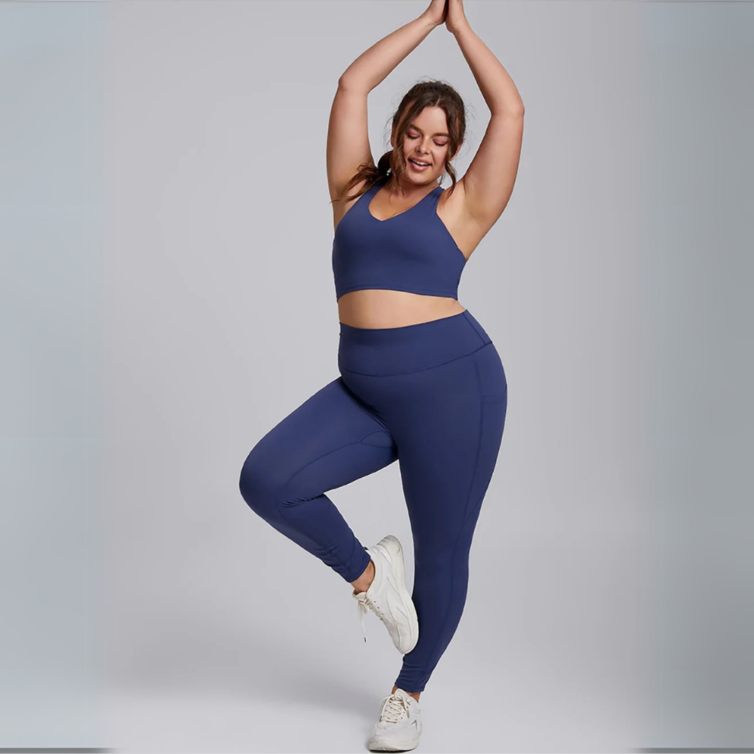 ARDEA SEAMLESS RACERBACK SPORTS BRA