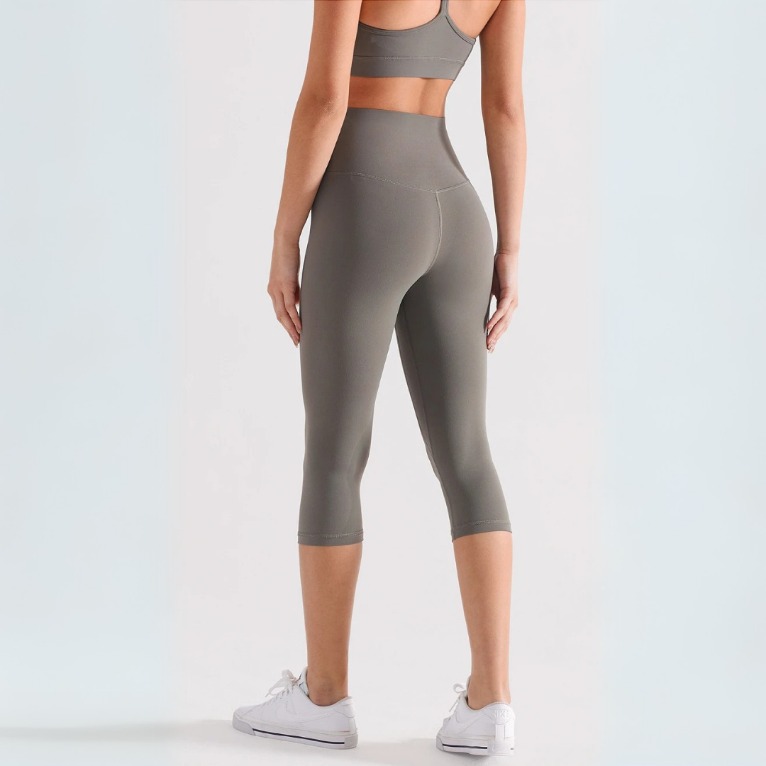 BACK TO BASICS 3/4 LEGGINGS