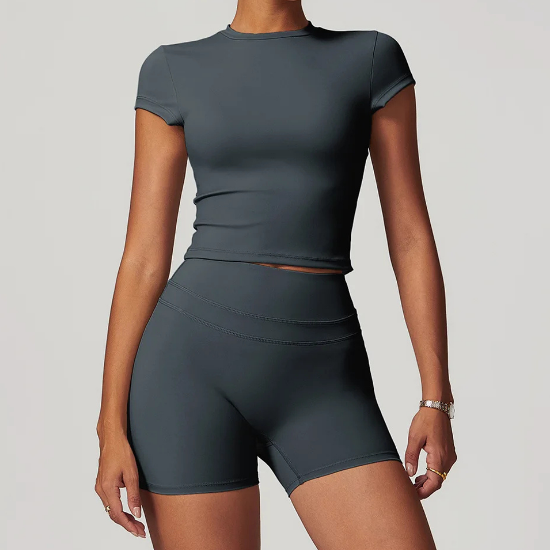 EMMELINE HIGH-WAISTED SEAMLESS SHORTS