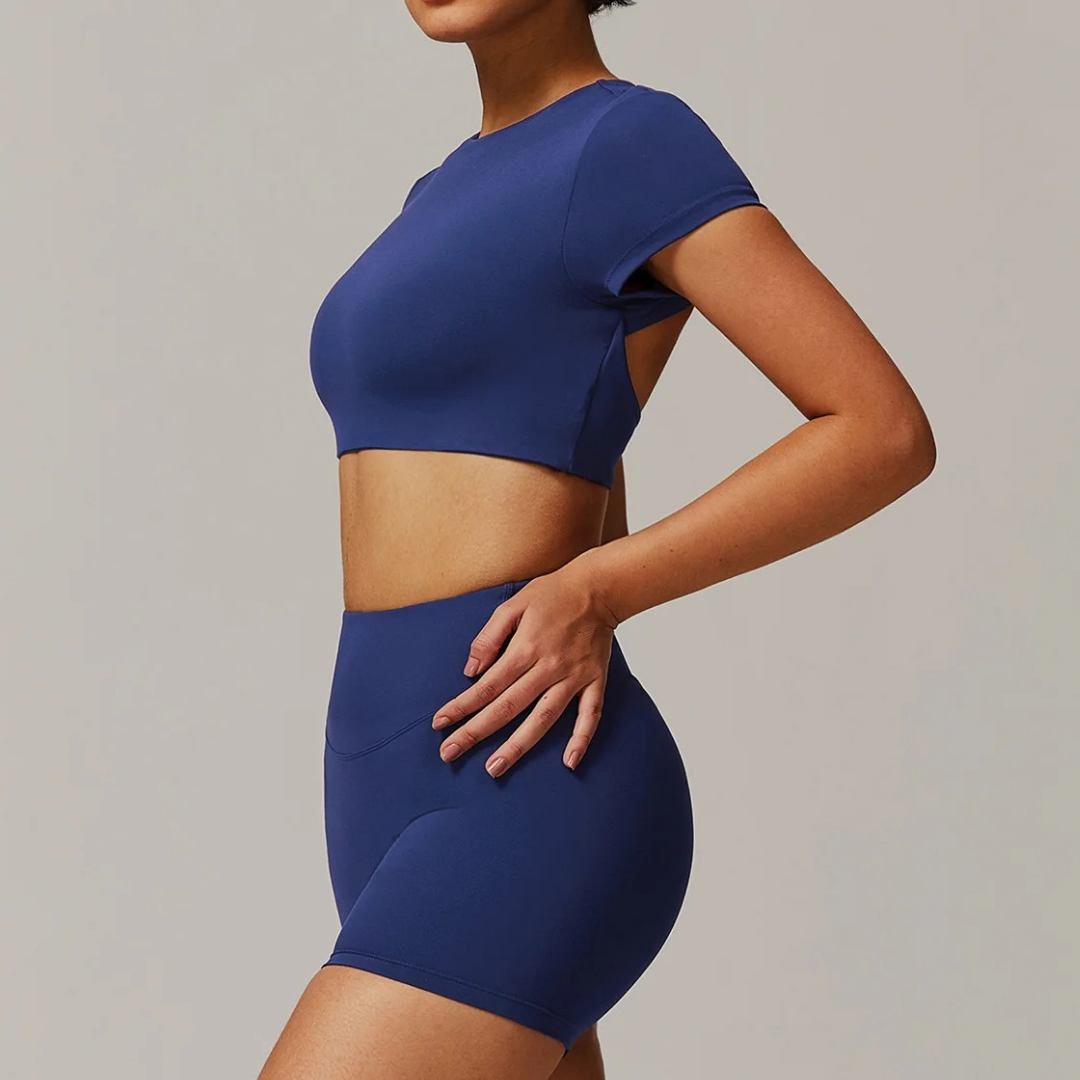 ALINA CROPPED KEYHOLE TEE