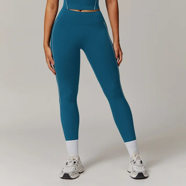 THE ISOLA TRACK DETAIL LEGGING