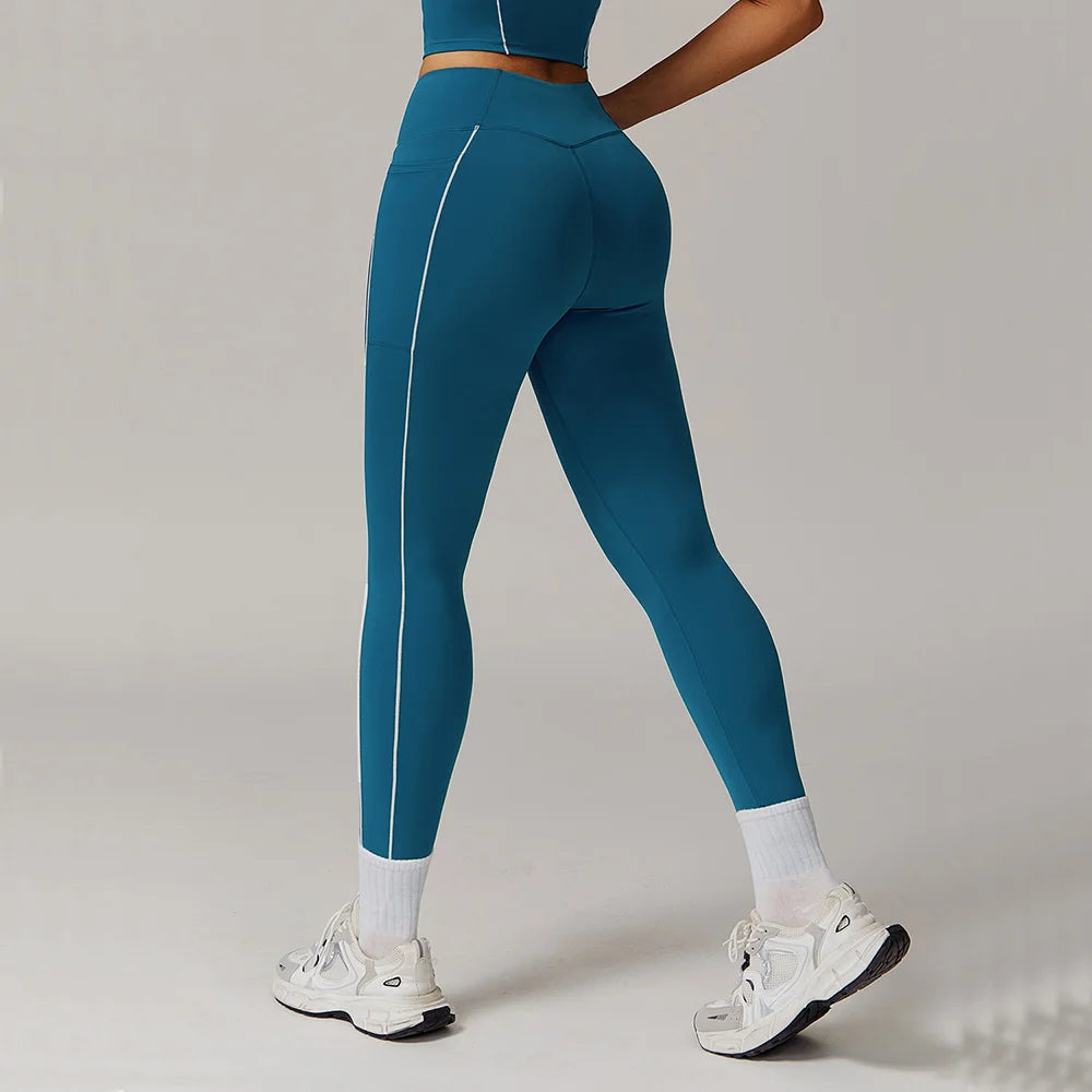THE ISOLA TRACK DETAIL LEGGING