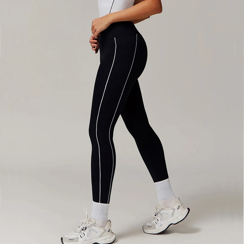 THE ISOLA TRACK DETAIL LEGGING