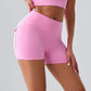 VIANA SEAMLESS MID-RISE SHORTS