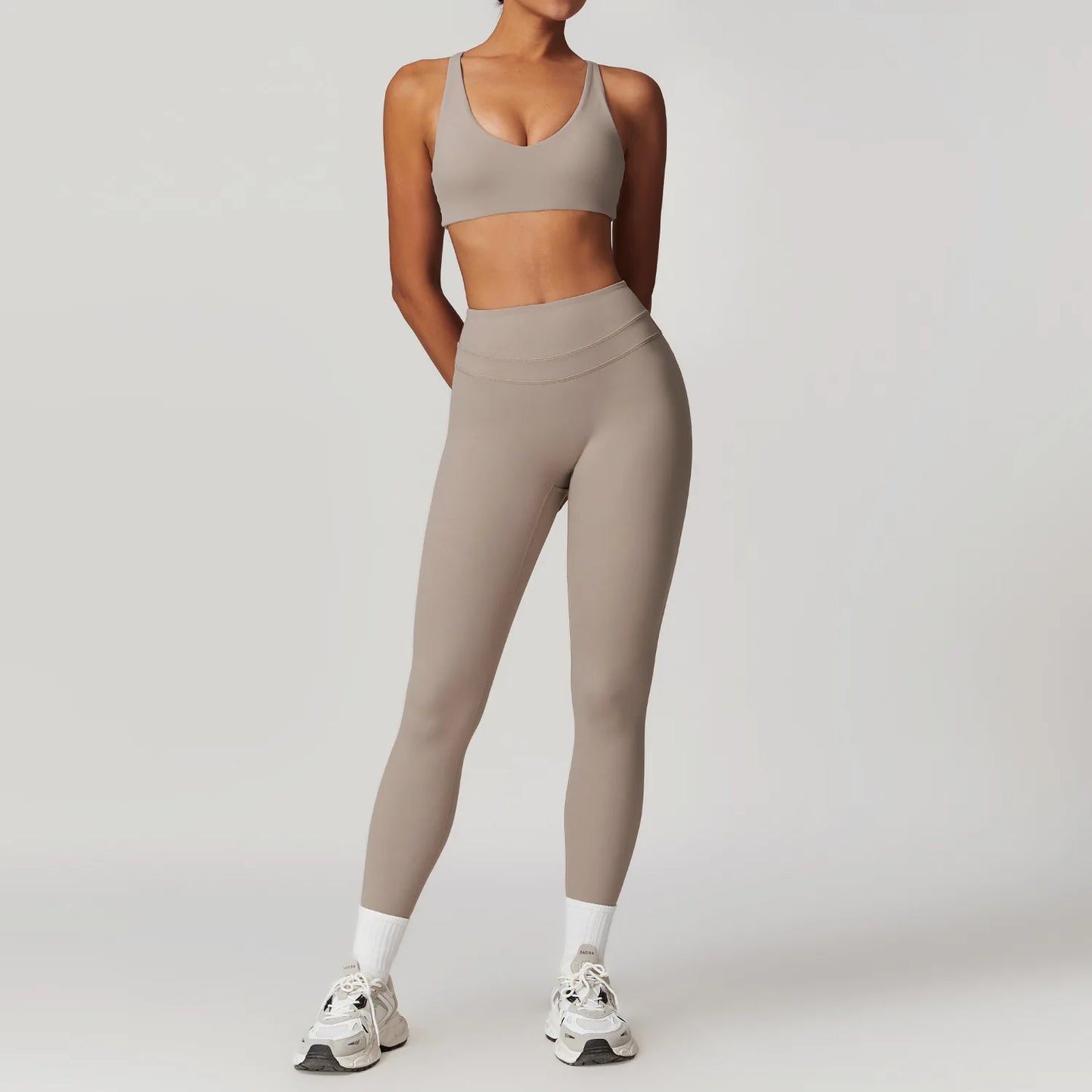 EMMELINE LEGGINGS AND TWIST BACK SPORTS BRA SET