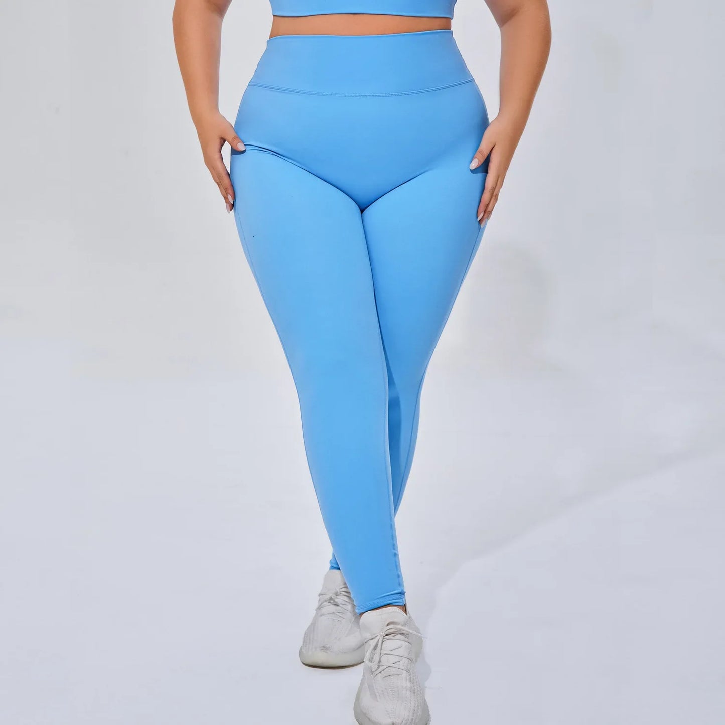 THE LYRIC SEAMLESS CROSS-BACK SET