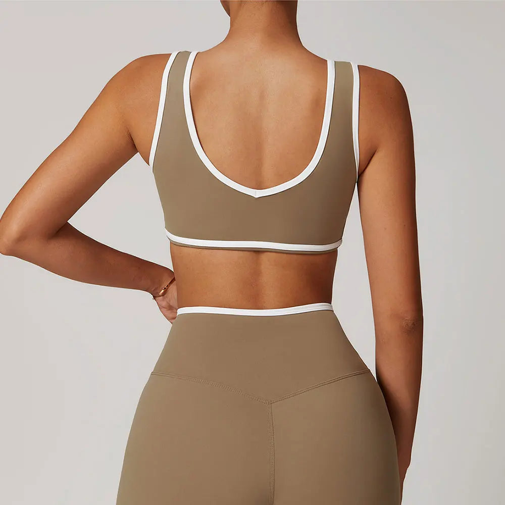 ARALINA SEAMLESS V-NECK SPORTS BRA