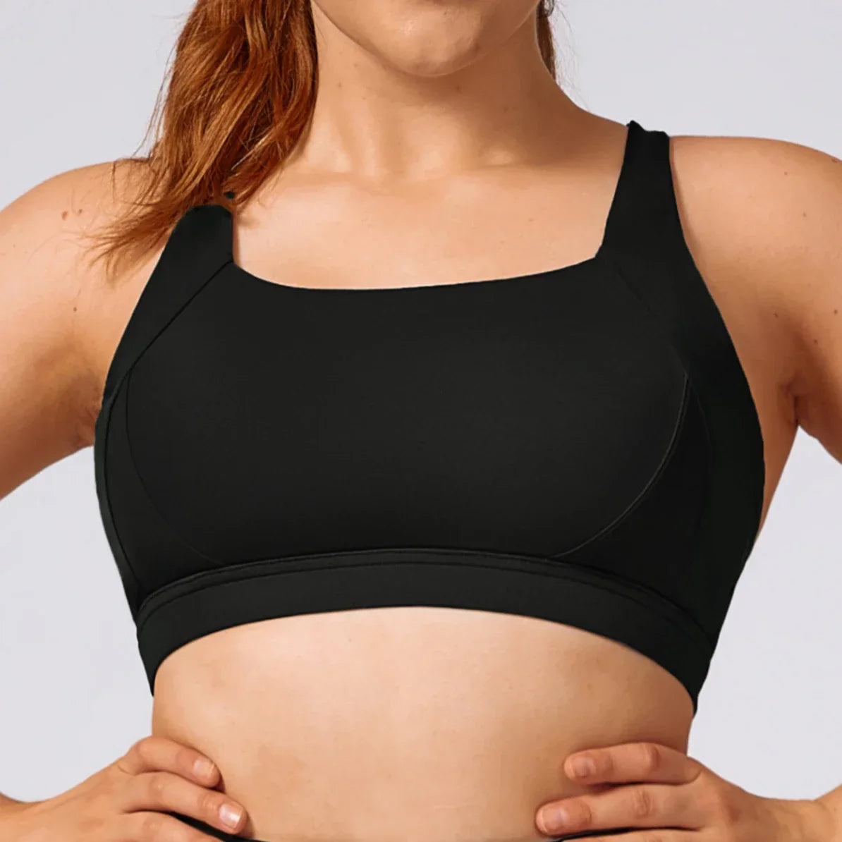 THE SABLE SEAMLESS CROSS-BACK SPORTS BRA
