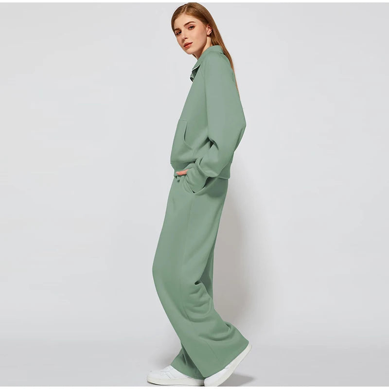 THE LIVADIA LOUNGE SET