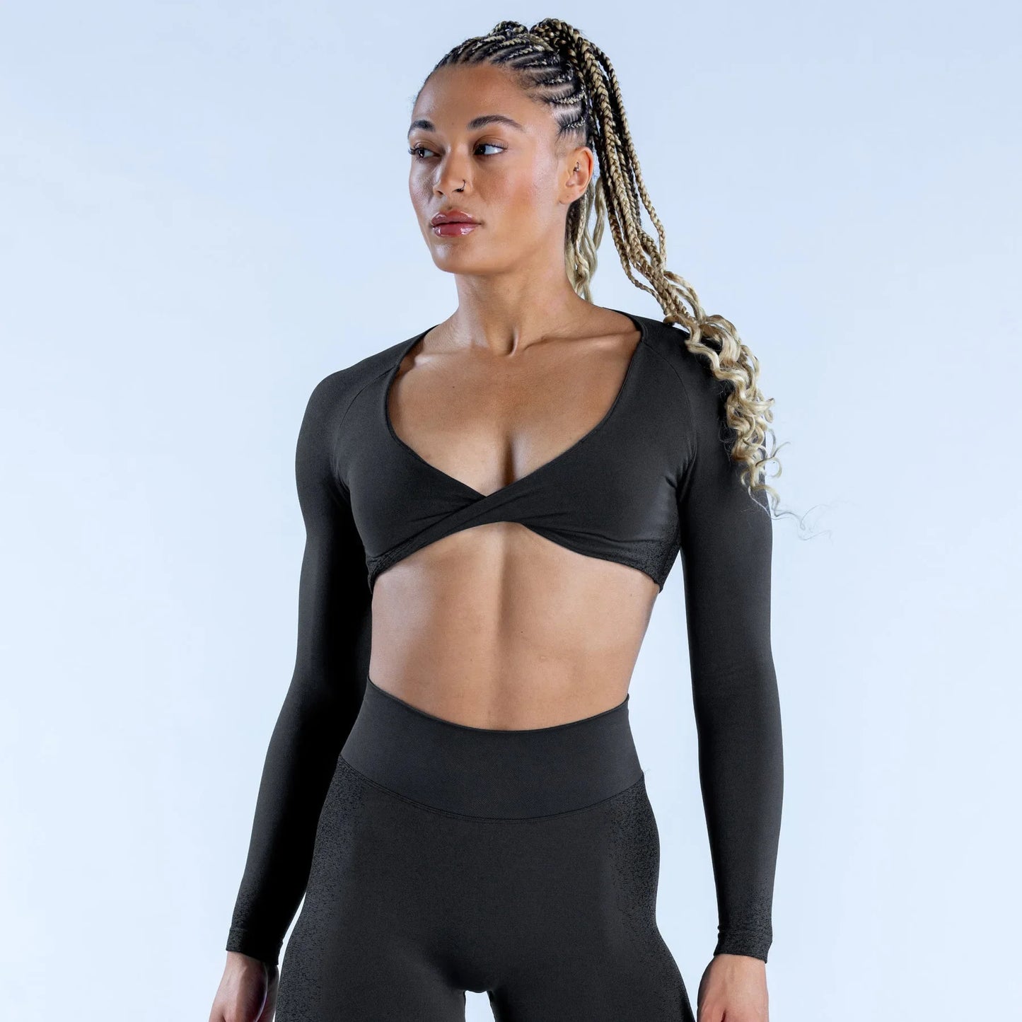THE AURA TWIST FRONT LONG SLEEVE CROP-Long Sleeve Shirts-Gym Giants